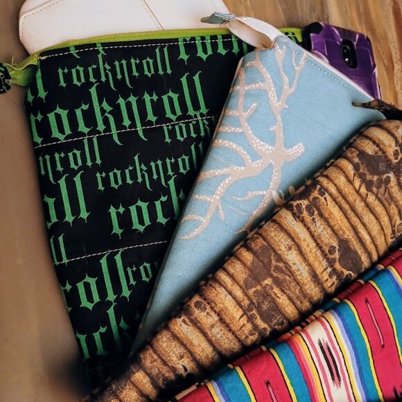 Nwt Padded e-reader iPad electronics sleeve Case Protective cover Zip top - Picture 2 of 16